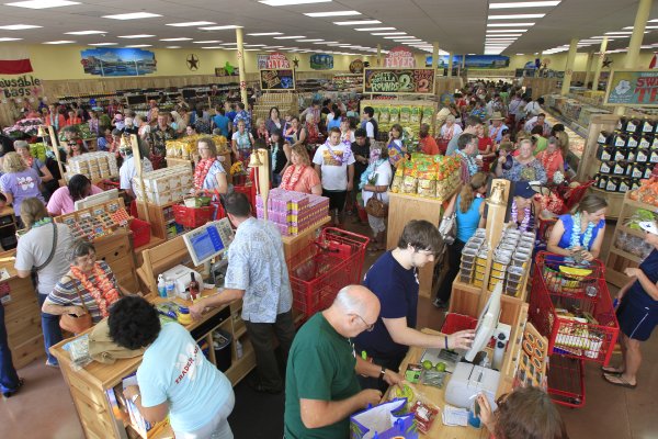 trader joe s expansion slowed in 2017 retail leader jobs at trader joe s
