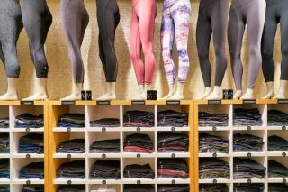 lululemon leggings display
