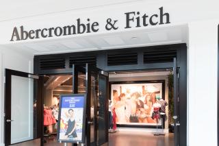 abercrombie and fitch storefront