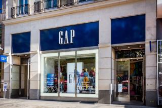 a gap storefront