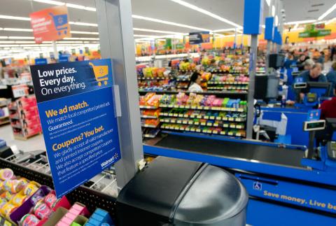 Does Walmart Take PayPal In 2022? (Online, In-store + More)