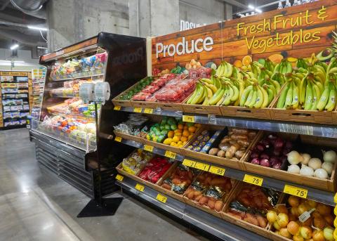 Each DG Fresh cold storage facility seeks to support approximately 1,500 stores.