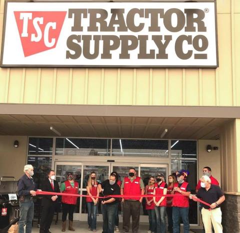Tractor Supply Hits 1,900th-Store Mark