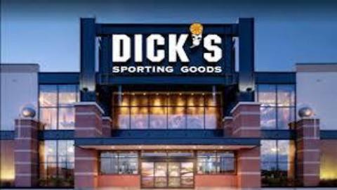 Dick’s Sporting Goods Plans Holiday Hiring Boost