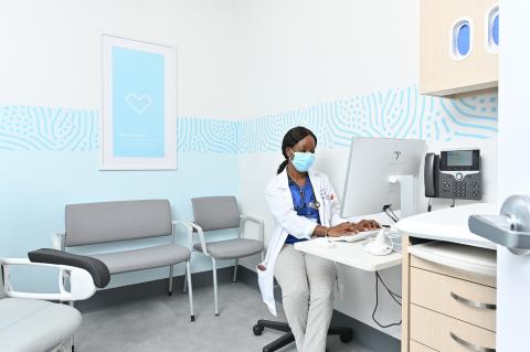 Walmart Health Arrives in Chicago Remodels