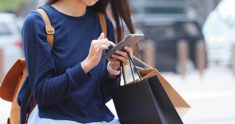 Shopper on mobile