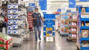 Walmart Has Doubled Number of Personal Shoppers